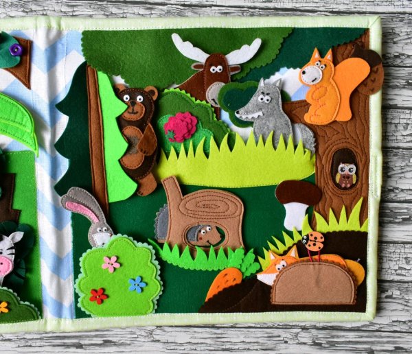 Развивающий планшет из фетра