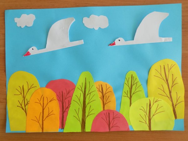 Аппликация птицы улетают на Юг