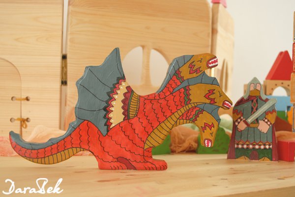 Горыныч из картона