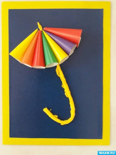 Зонтик из цветной бумаги