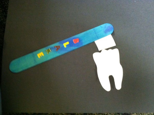 Зубная щетка своими руками для детей