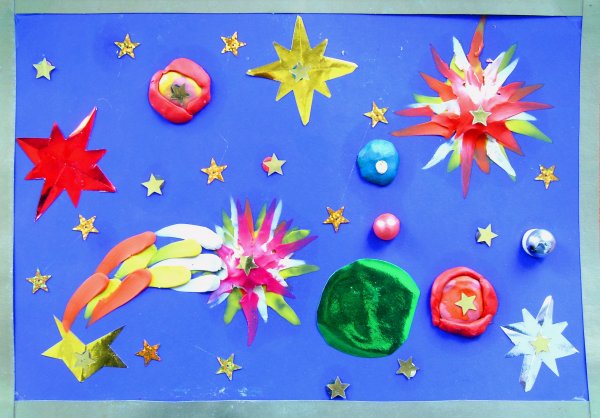 Рельефная лепка звезды и кометы Лыкова