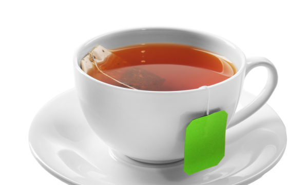 Кружка чая с пакетиком