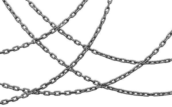 Цепь на белом фоне
