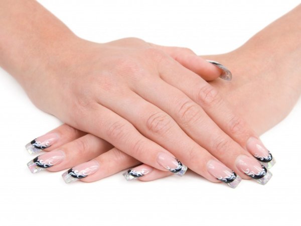 Прозрачные ногти