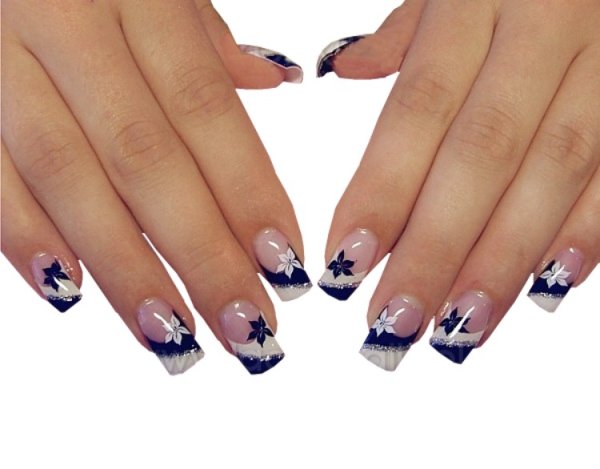 Маникюр французский с рисунком