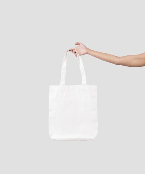 Шоппер на белом фоне