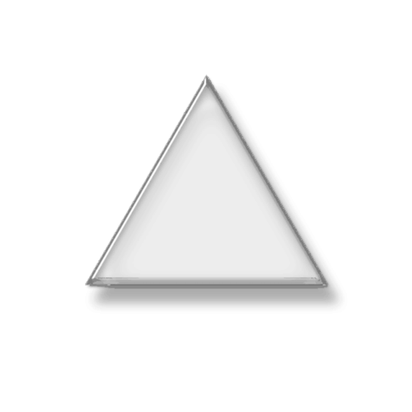 Треугольник на белом фоне