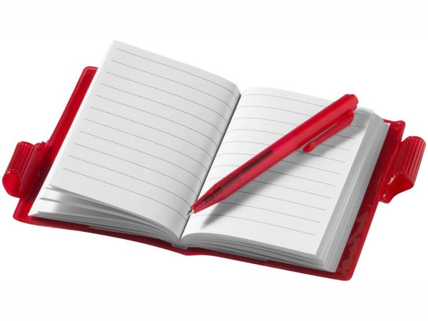 Раскрытый блокнот с ручкой