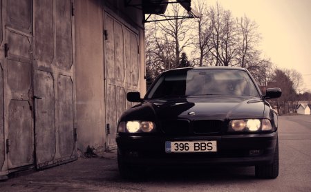 BMW e38 бандитская