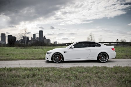 BMW m3 e92 белая