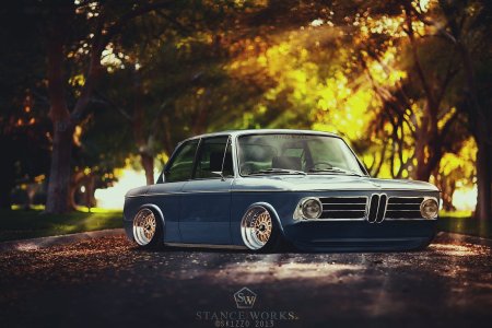 BMW 2002 stance