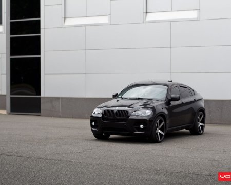 БМВ х6 на дисках Воссен