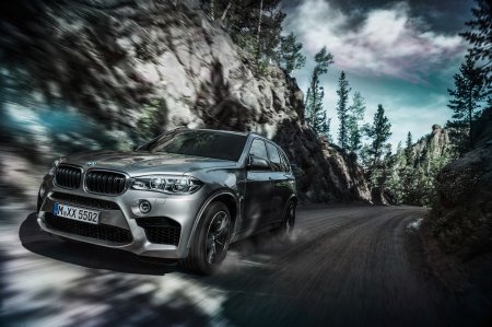 Машина BMW x5 m