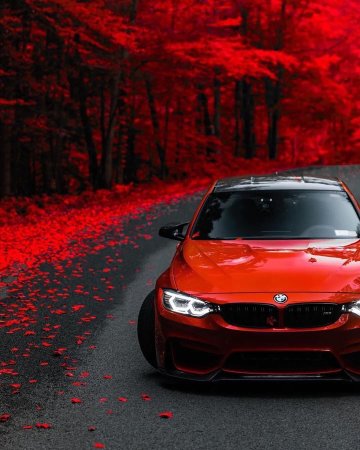Машина БМВ красная