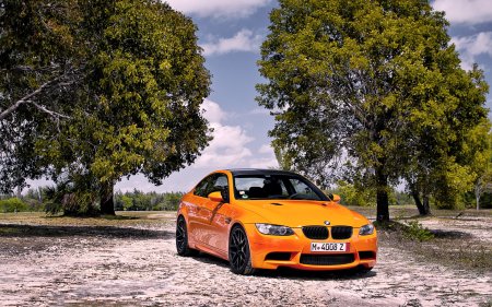 BMW 3 e92 оранжевый