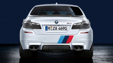 БМВ м5 перфоманс