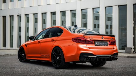 BMW m5 f90 Orange