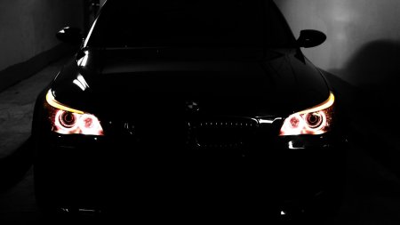 BMW e60 черные фары