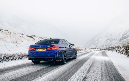 BMW m5 f90 Competition зима