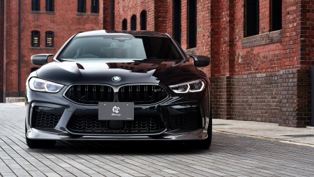 BMW m8 Gran Coupe черный
