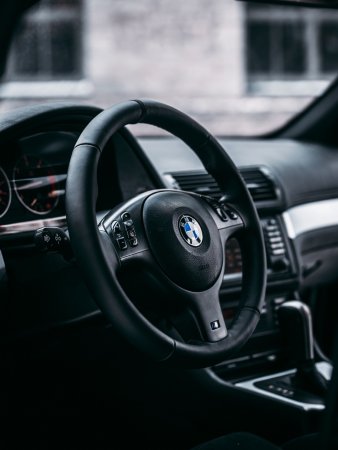 Салон машины БМВ