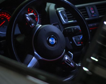 БМВ руль спидометр