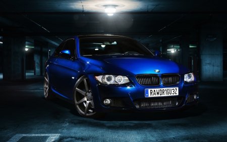 Темно синяя BMW m3 e92
