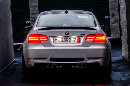 BMW e92 сзади