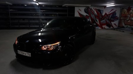 BMW e60 Black тонированная