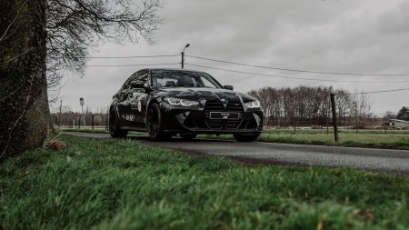 БМВ черная дорога