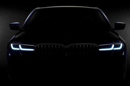 BMW m5 2020 в темноте