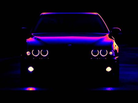 BMW неоновая м5