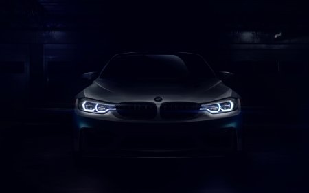 BMW m4 в темноте