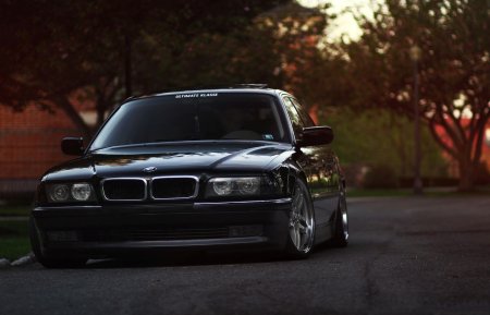 BMW 7 e38