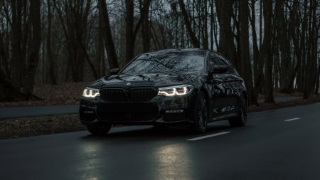 BMW 5 g30 черная