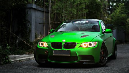 BMW m3 Power зеленая