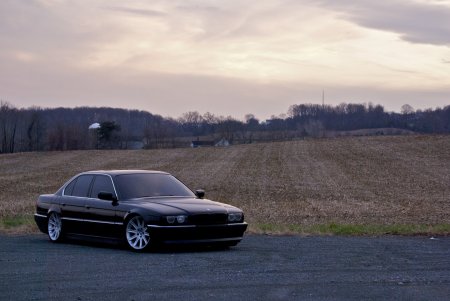 BMW e38 Black 740