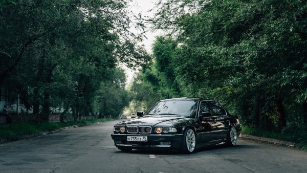 BMW e38 Бродяга