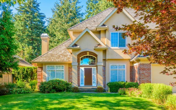 Красивый дом