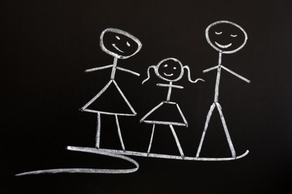 Меловые человечки на доске