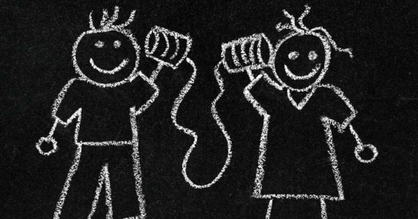 Человечки мелом на доске
