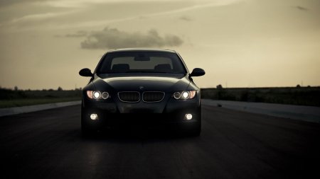 BMW e91 в темноте