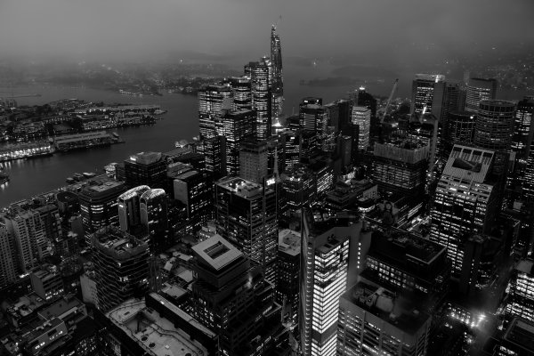 Черно белый Мегаполис