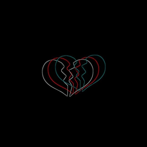 Разбитое сердце на черном фоне