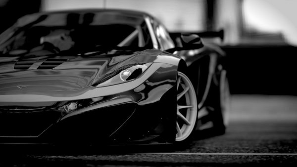 MCLAREN 12c