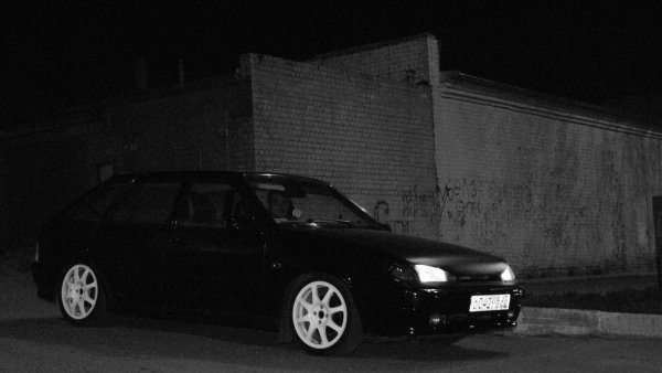 ВАЗ 2114 черная на литье пацанская