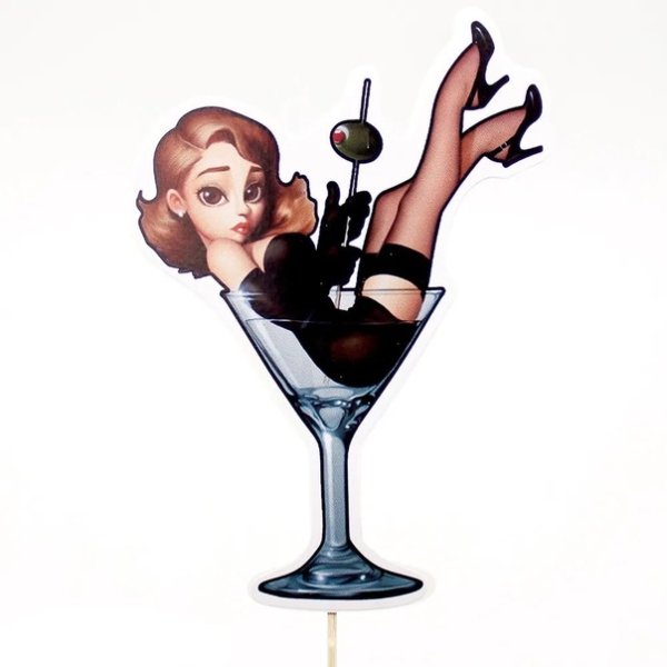 Девушка с бокалом