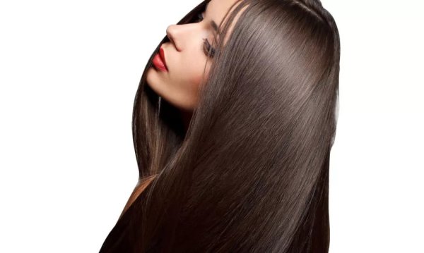 Красивые волосы на белом фоне