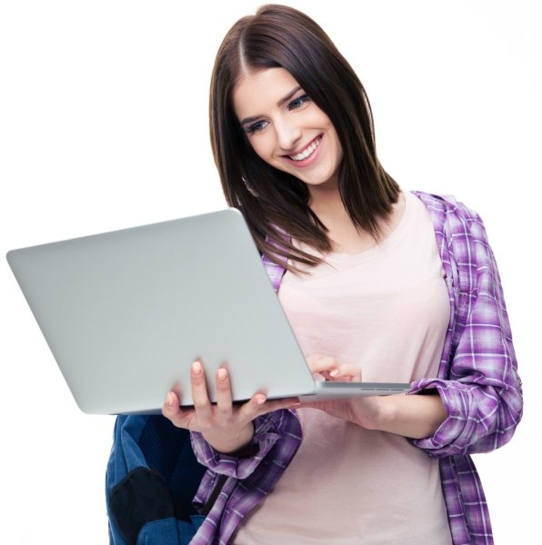 Студентка с ноутбуком